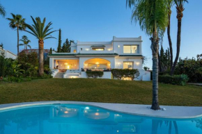 Villa de Luxe avec Vue Époustouflante